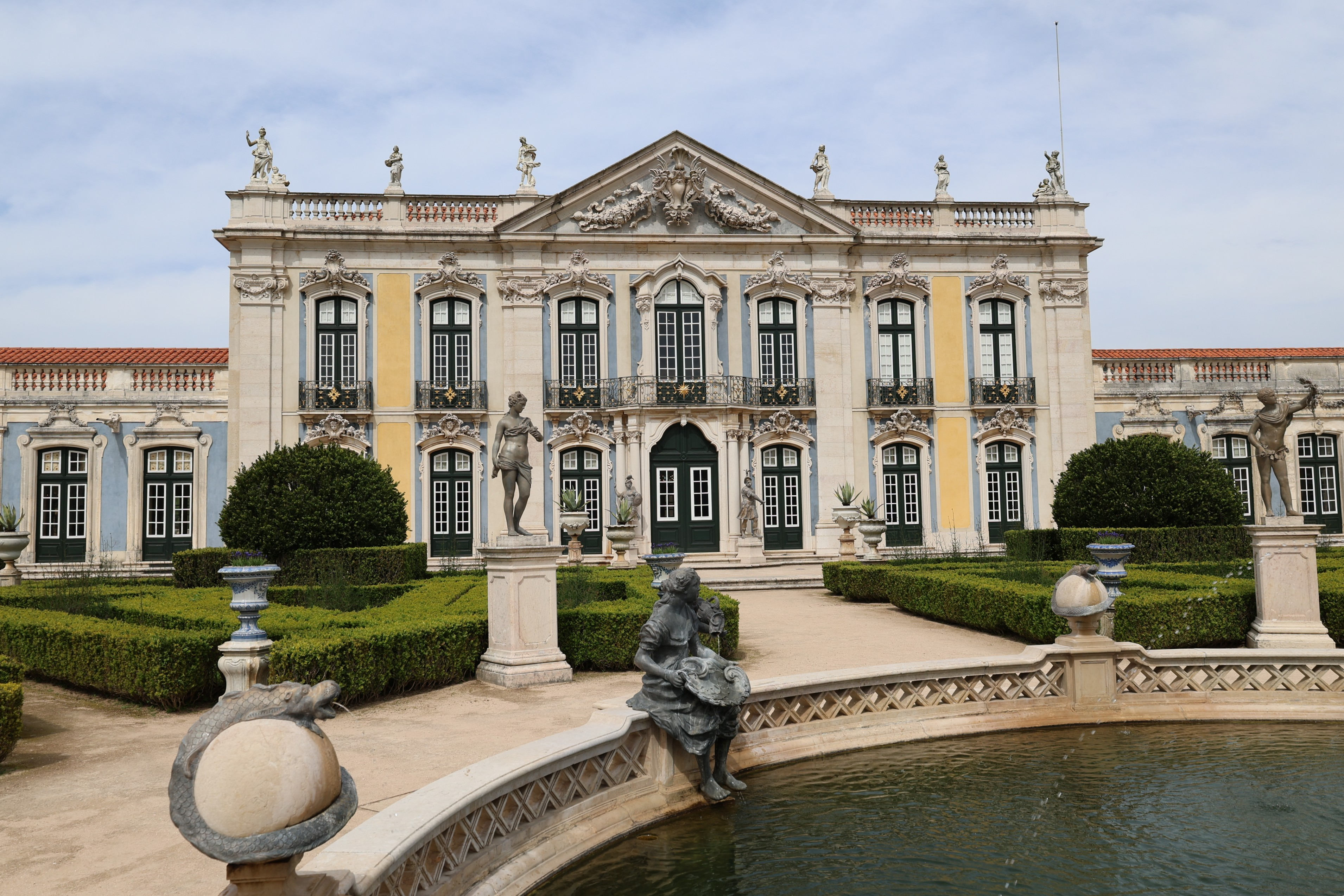 Queluz